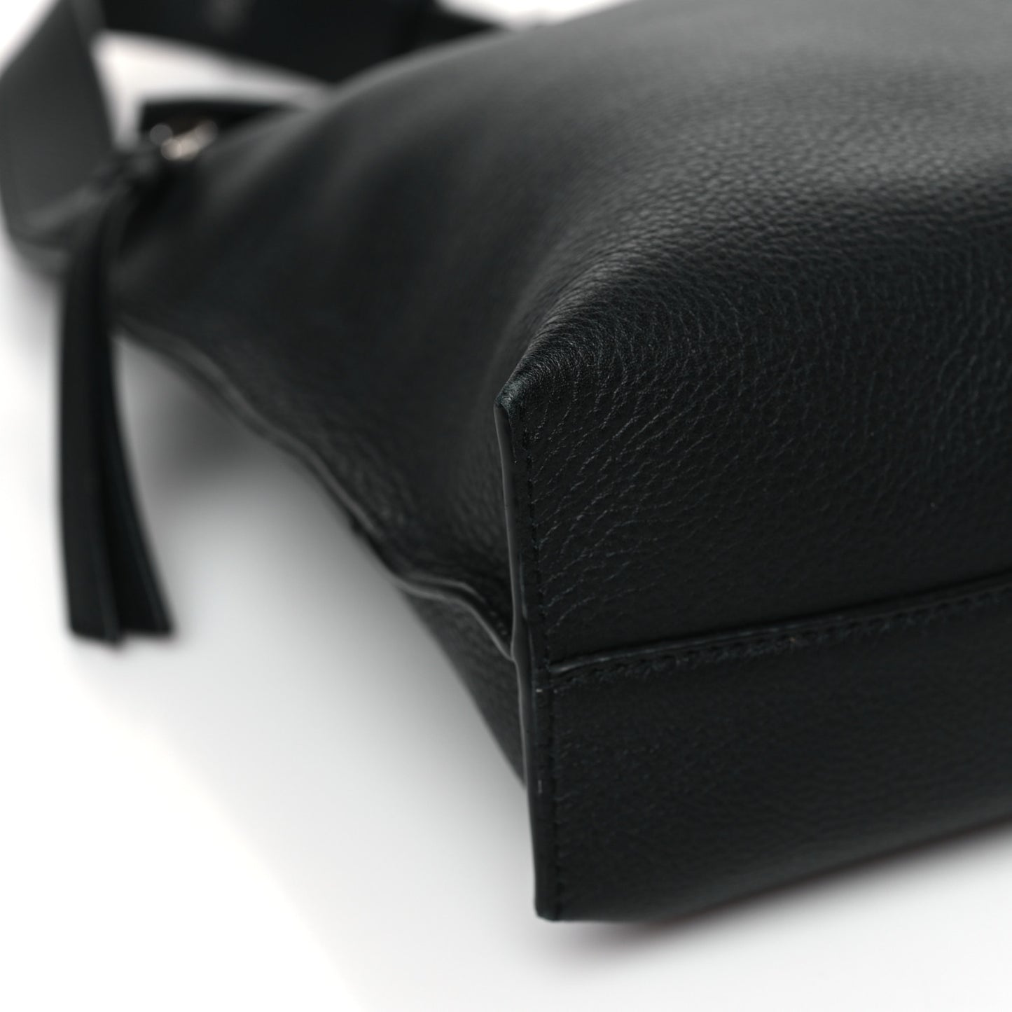 Soft Grained Calfskin Medium T Messenger Bag Black