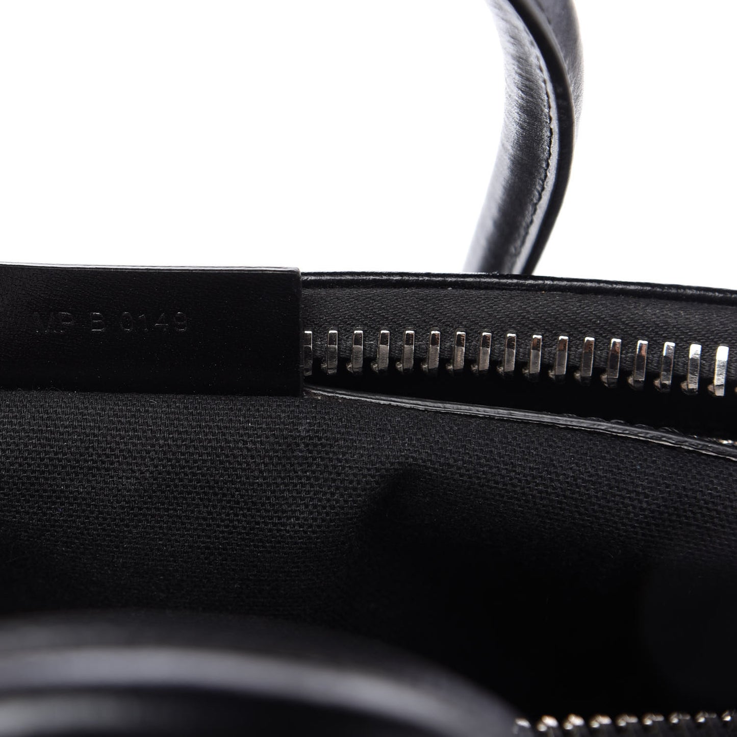 Shiny Lord Calfskin Medium Antigona Black