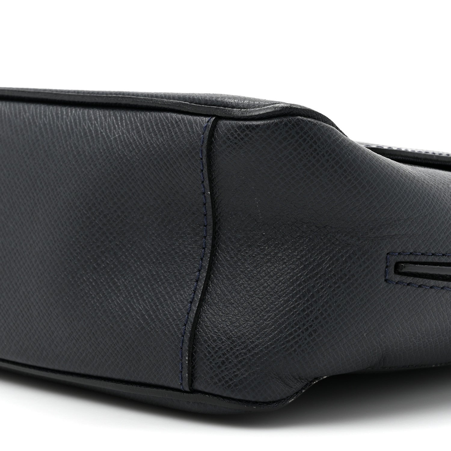 Louis Vuitton Taiga Roman MM Messenger Black 8 of 14