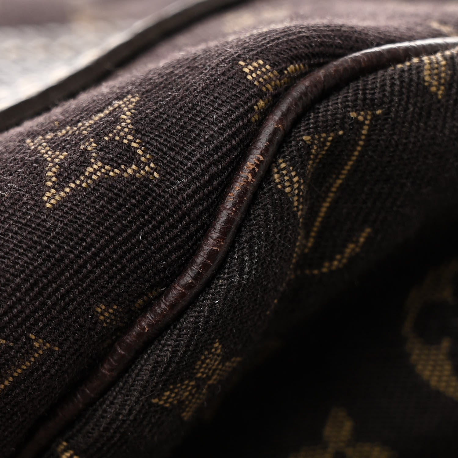 Louis Vuitton Mini Lin Sac a Langer Diaper Bag Ebene 14 of 15