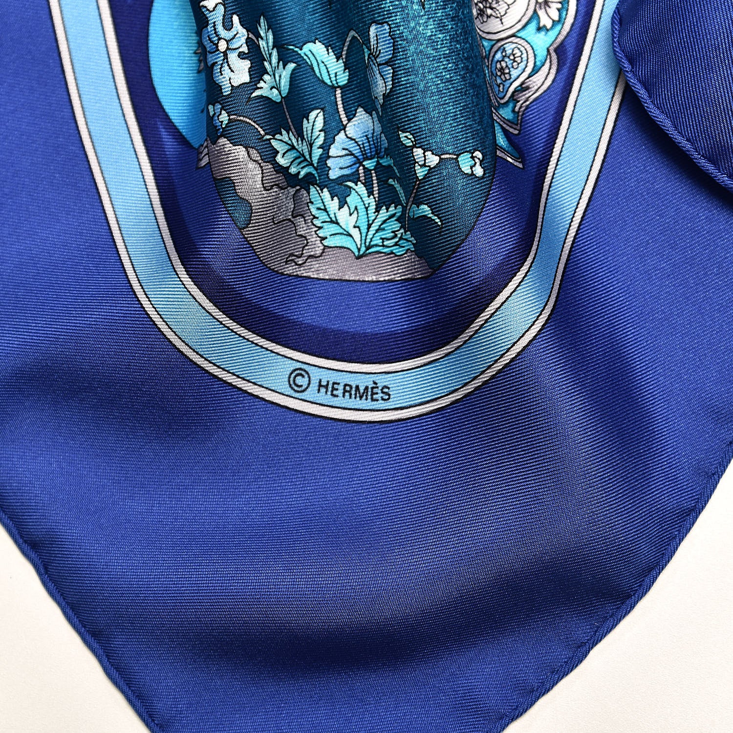 Hermes Silk Qu Importe Le Flacon Scarf 90 Bleu 4 of 4