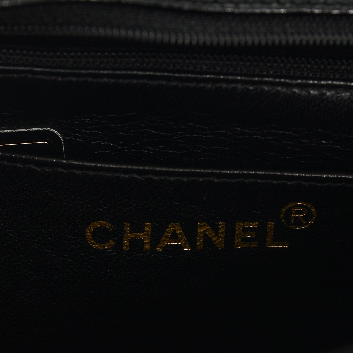 Caviar Quilted Medium Flap Shoulder Bag Black