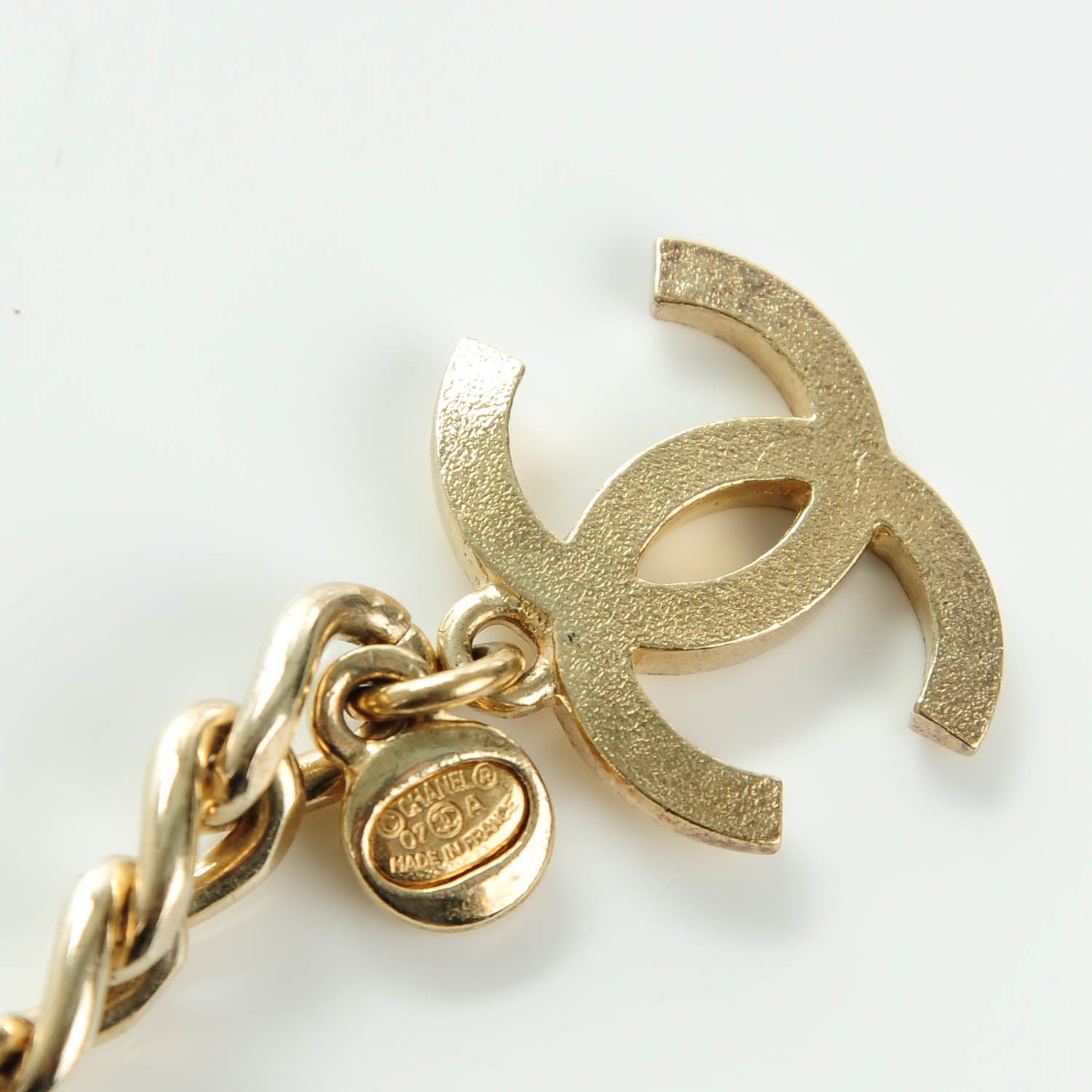 Chanel Gripoix Beaded CC Medallion Necklace Gold Black 5 of 6