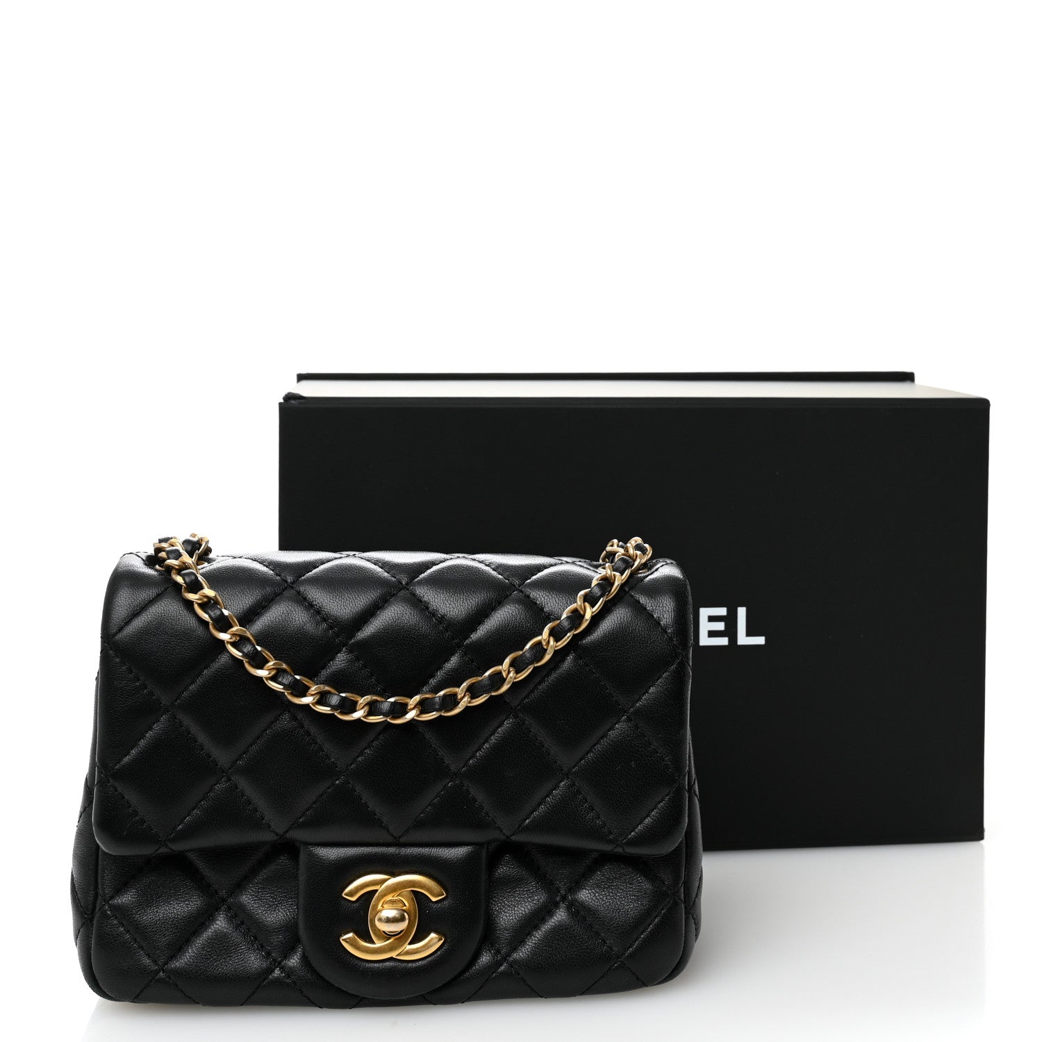 バッグ　CHANEL Chanel Black Quilted Calfskin Leather Metiers D'Art Paris