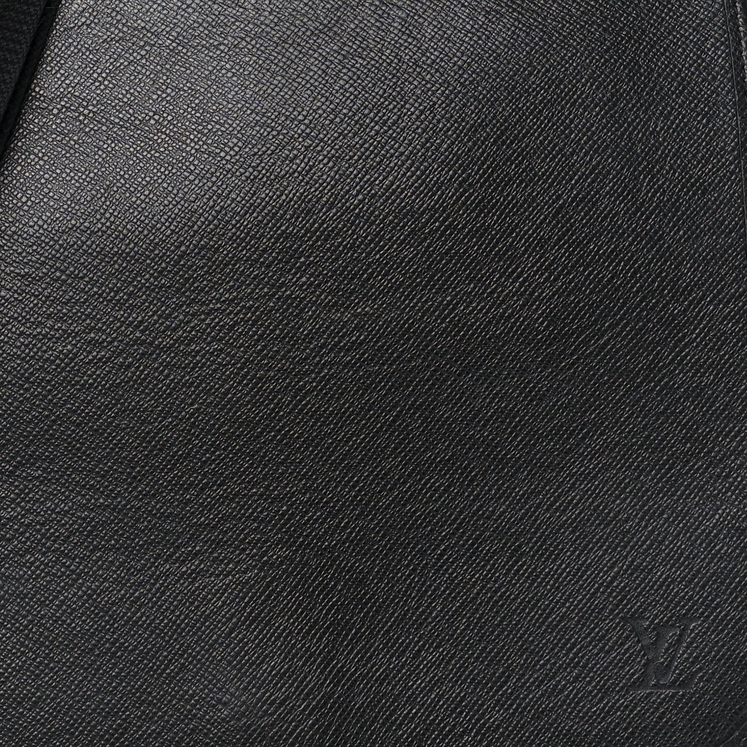 Louis Vuitton Taiga Andrei Ardoise 8 of 12