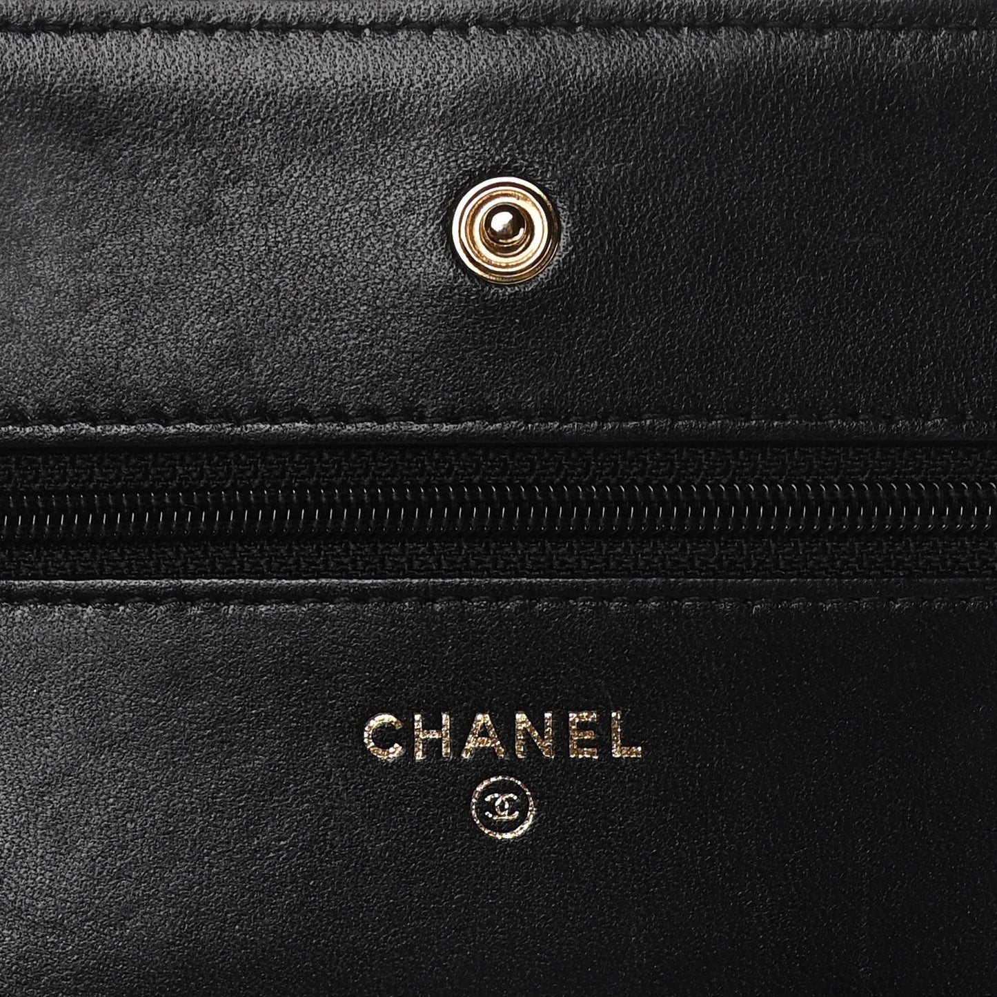 Lambskin Quilted Wallet On Chain WOC Black