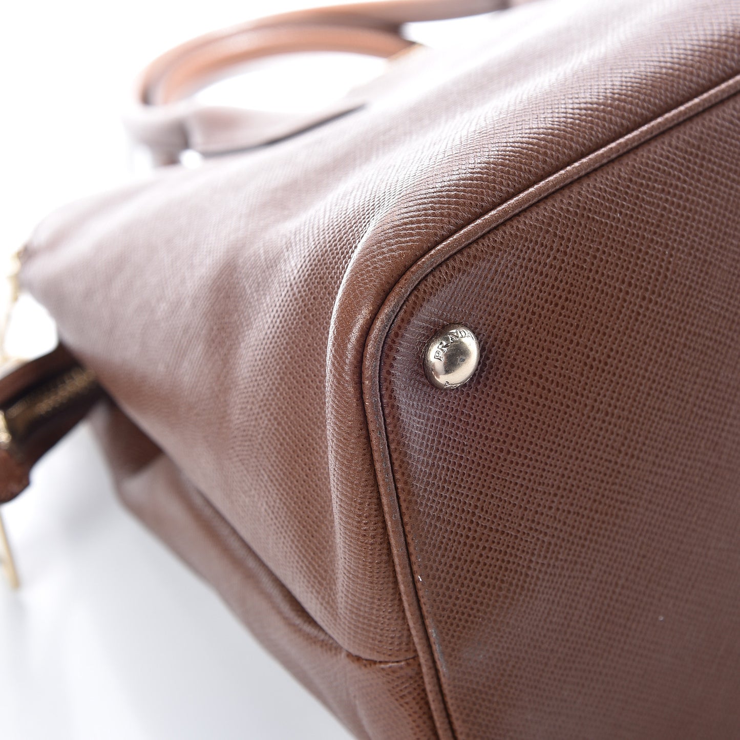 Saffiano Cuir Top Handle Dome Tote Palissandro
