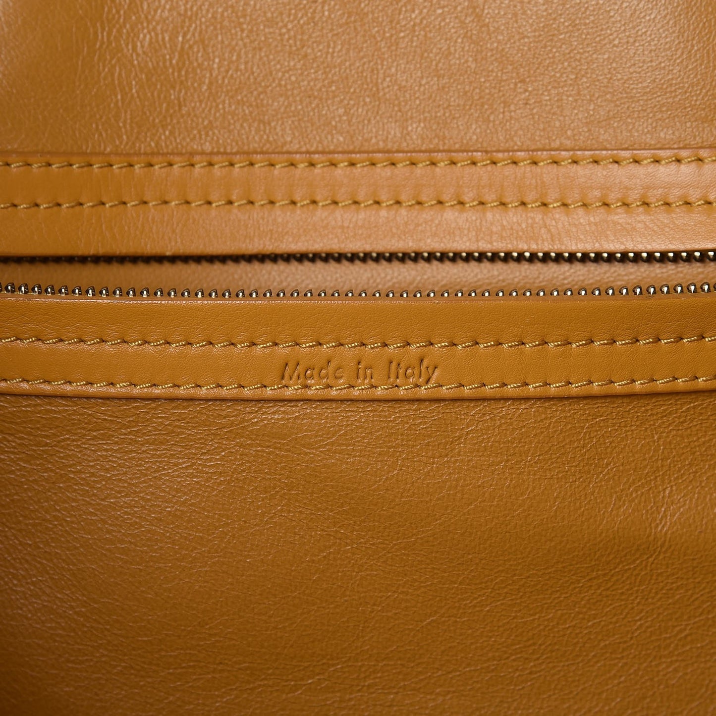 Suede Medium Phantom Luggage Amber