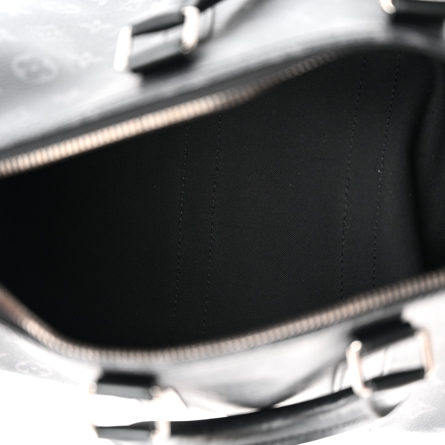 Monogram Eclipse Reverse Keepall Bandouliere 35