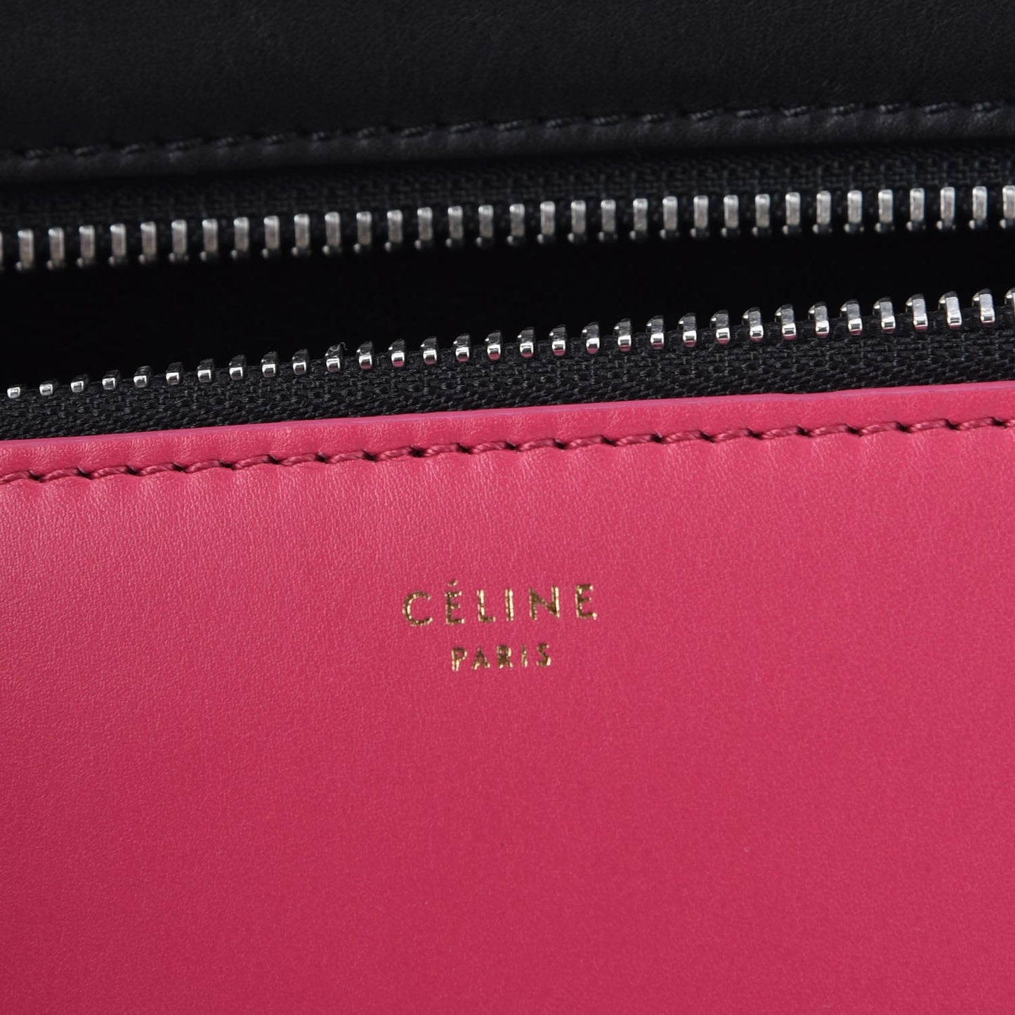 Smooth Calfskin Small Tri-Color Edge Shoulder Bag Fushia