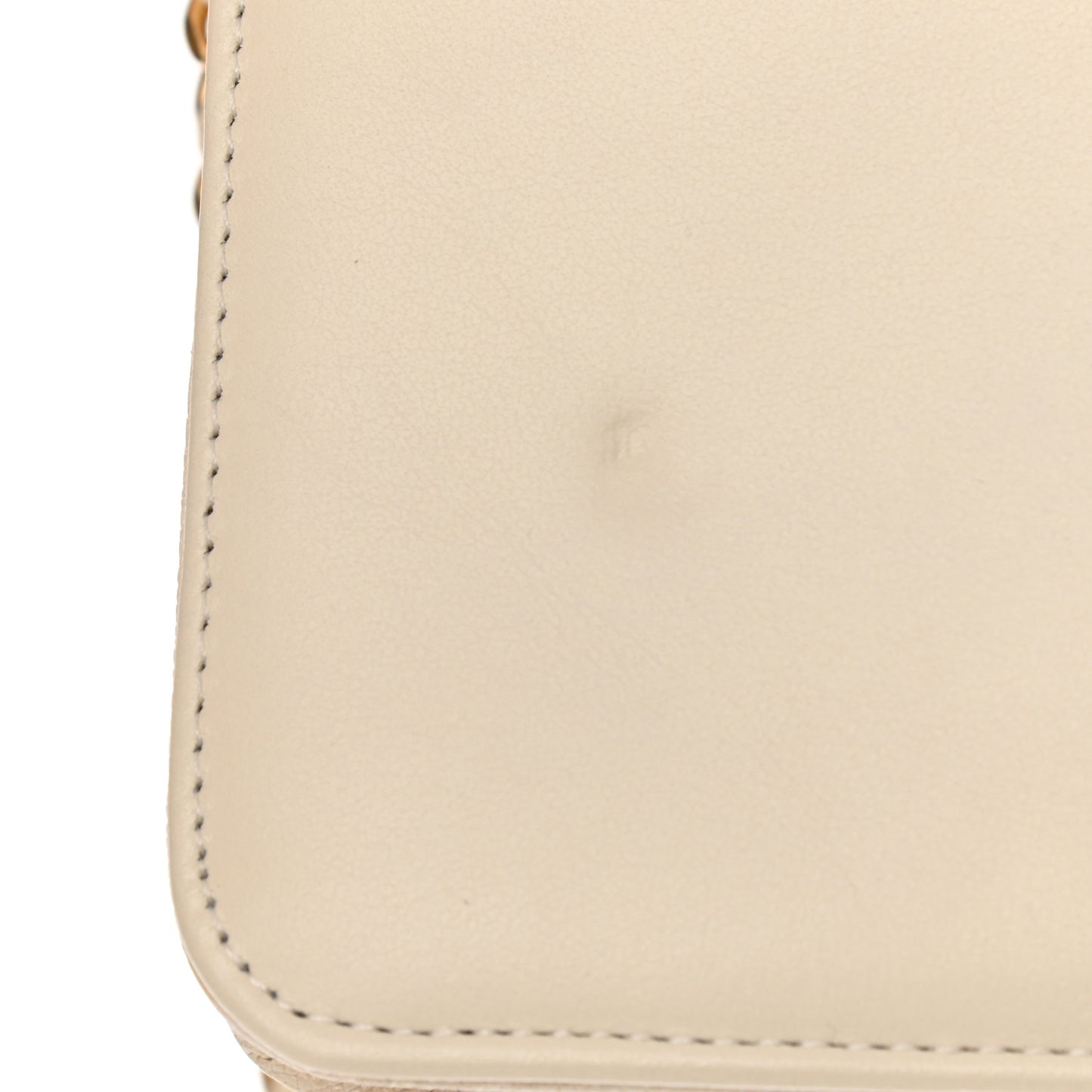 Caviar Quilted Boy Wallet On Chain WOC White