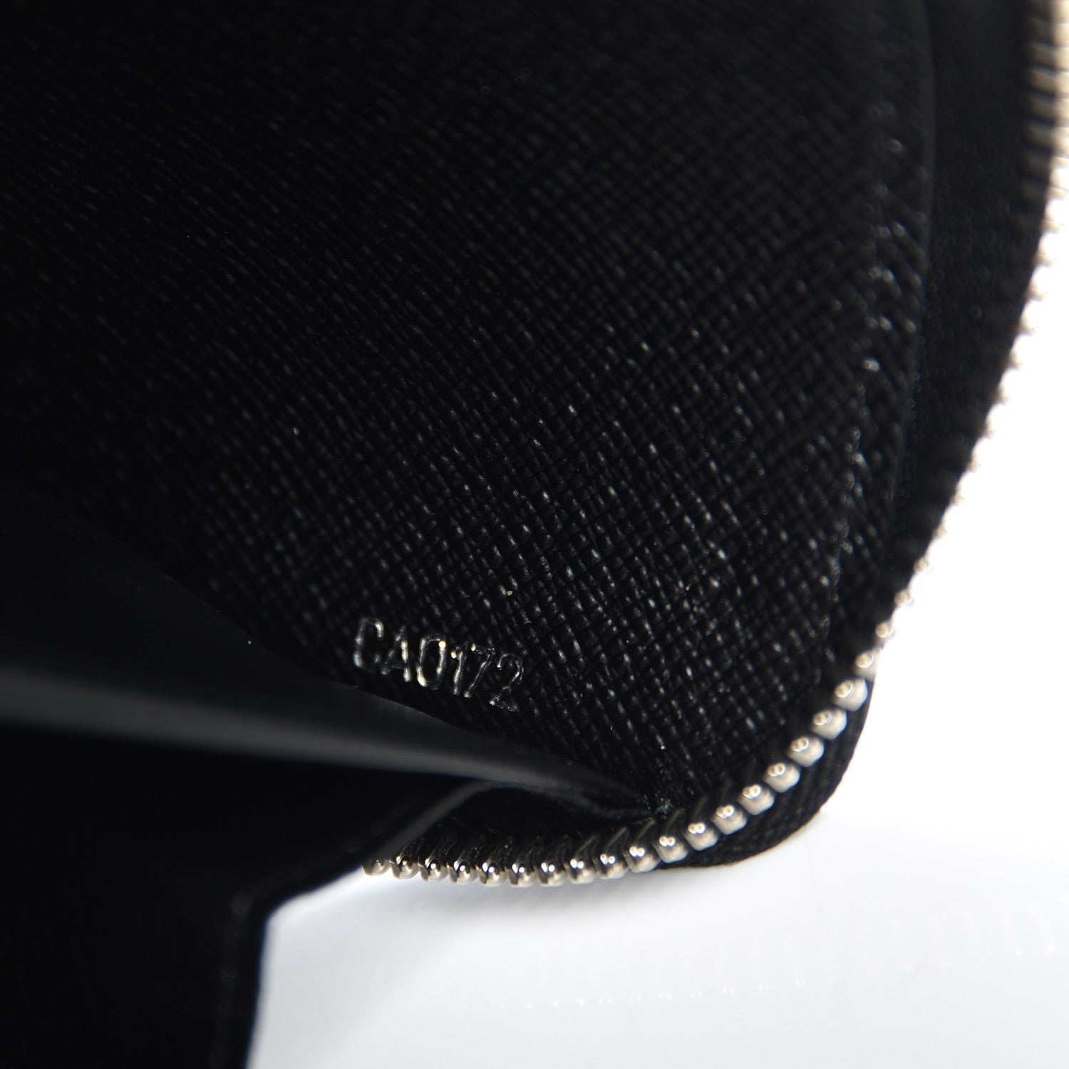 Louis Vuitton Epi Zippy Wallet Black 7 of 8