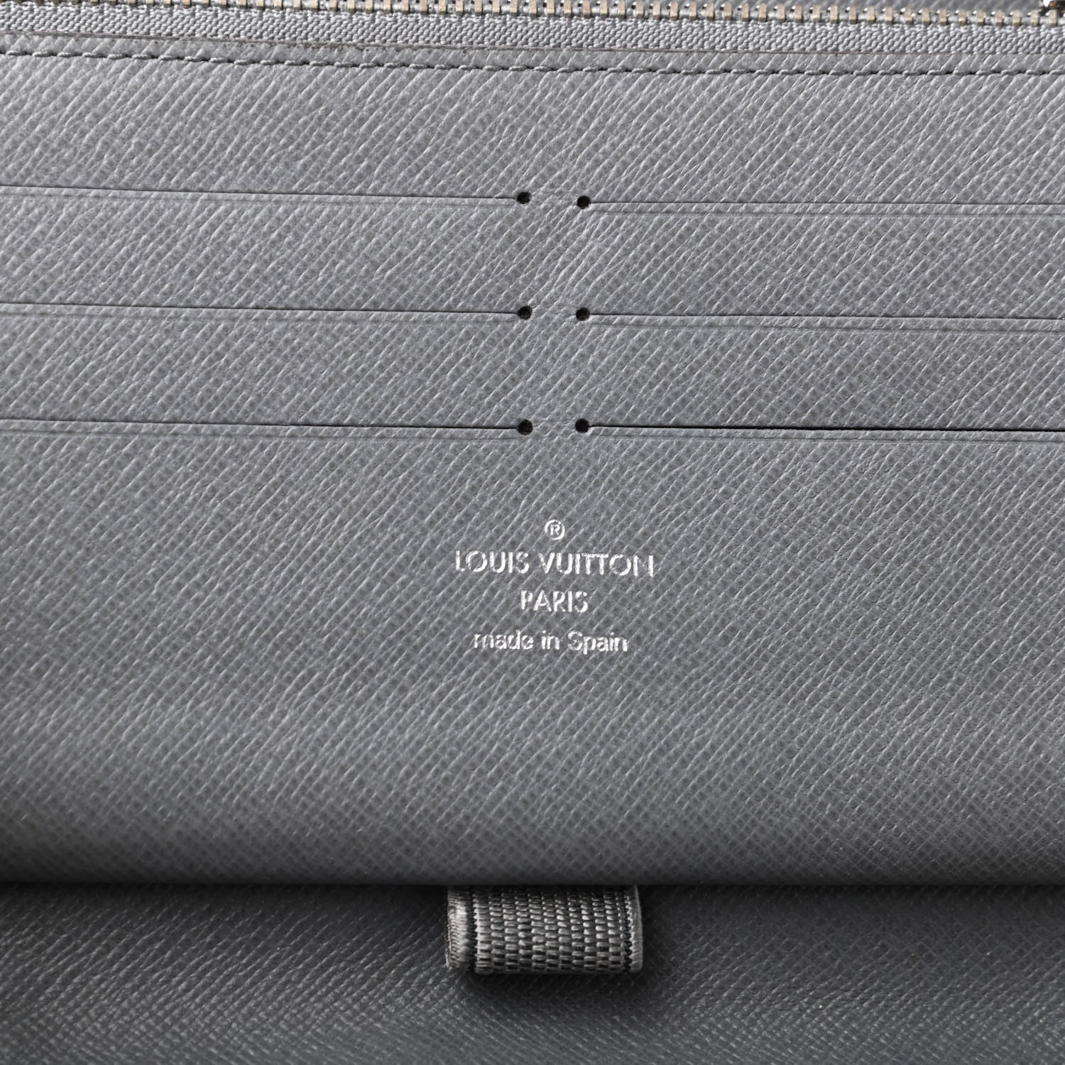 Louis Vuitton Taiga Zippy Organizer Wallet Glacier 6 of 8