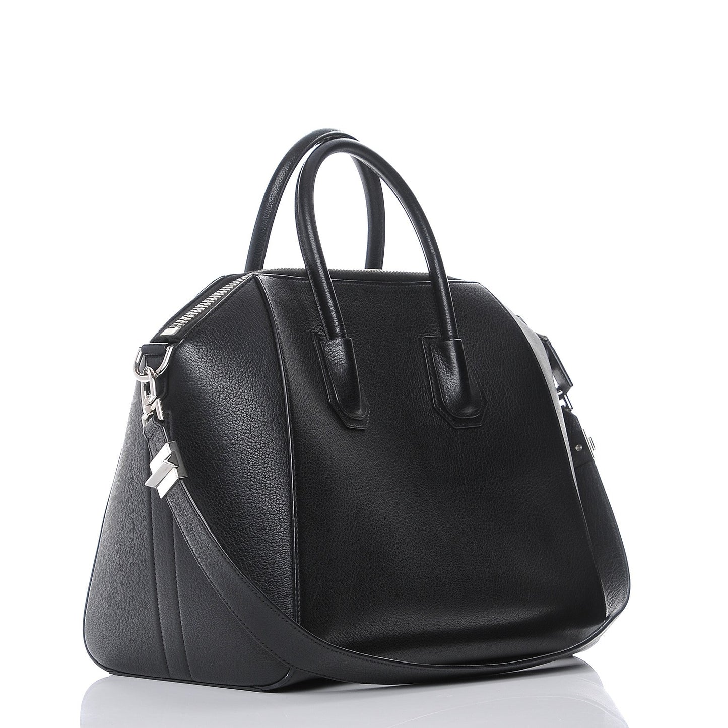 Sugar Goatskin Medium Antigona Black