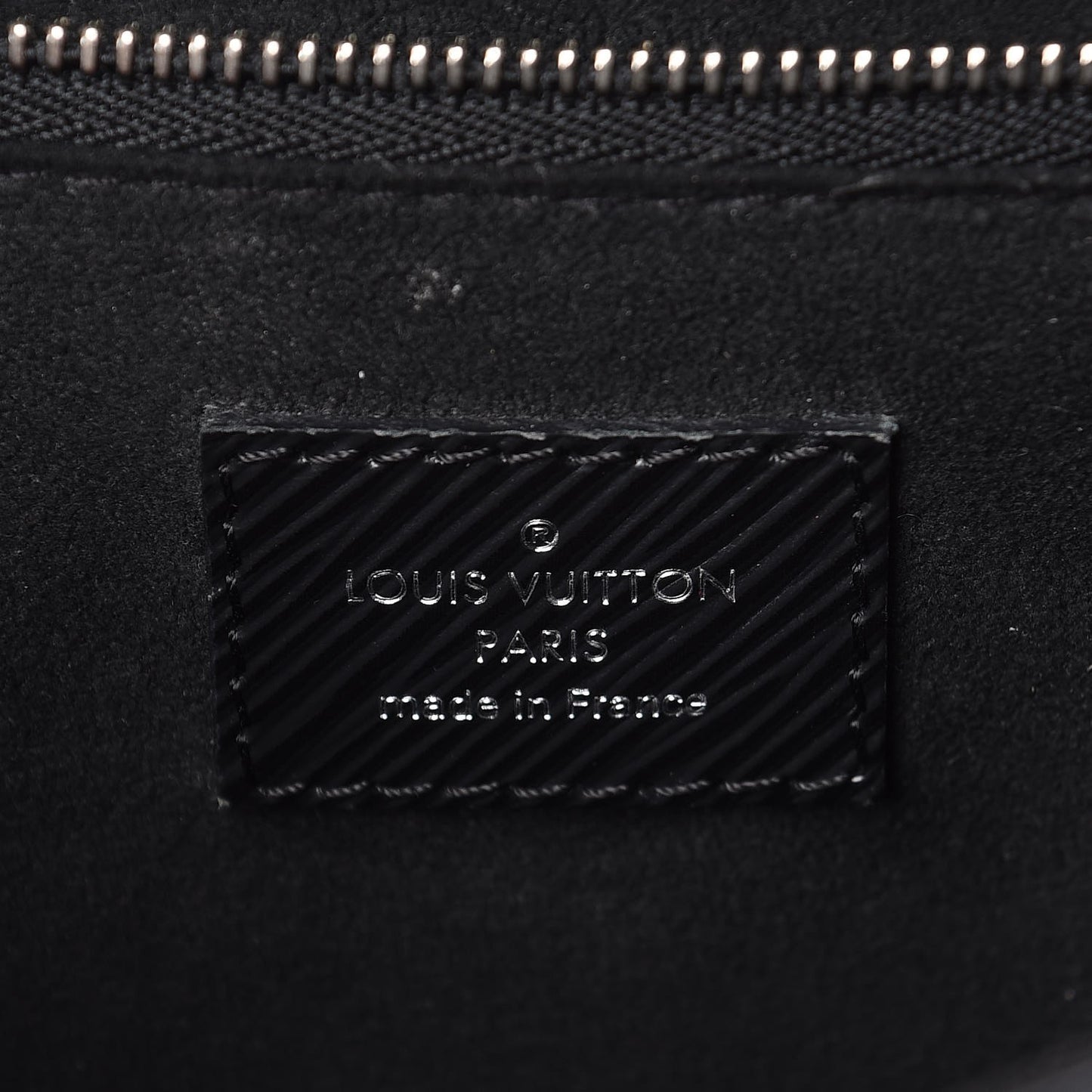 Epi Twist Shoulder Bag GM Black