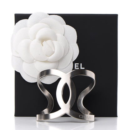 Chanel Metal CC Cuff Silver 7 of 7