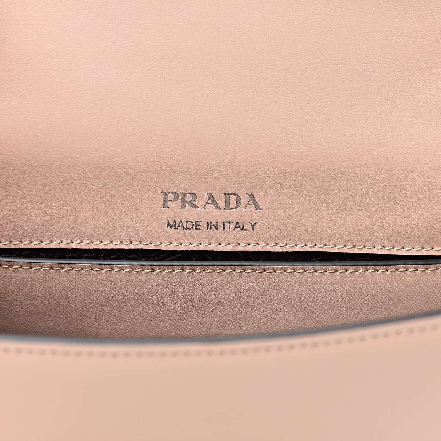 Spazzolato Soft Calfskin Plex Ribbon Bag Pesco