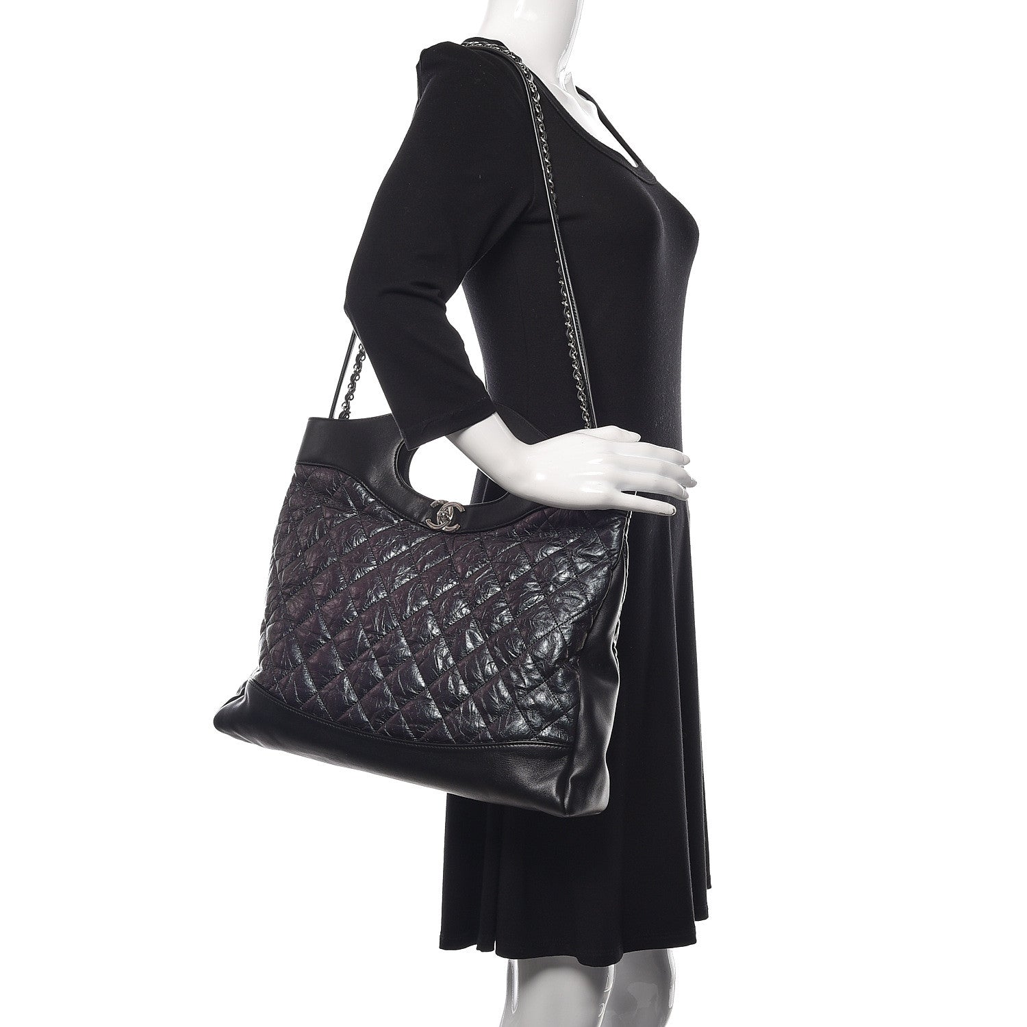 Chanel Aged Calfskin Quilted Large 31 Shopping Bag Black 2 of 10