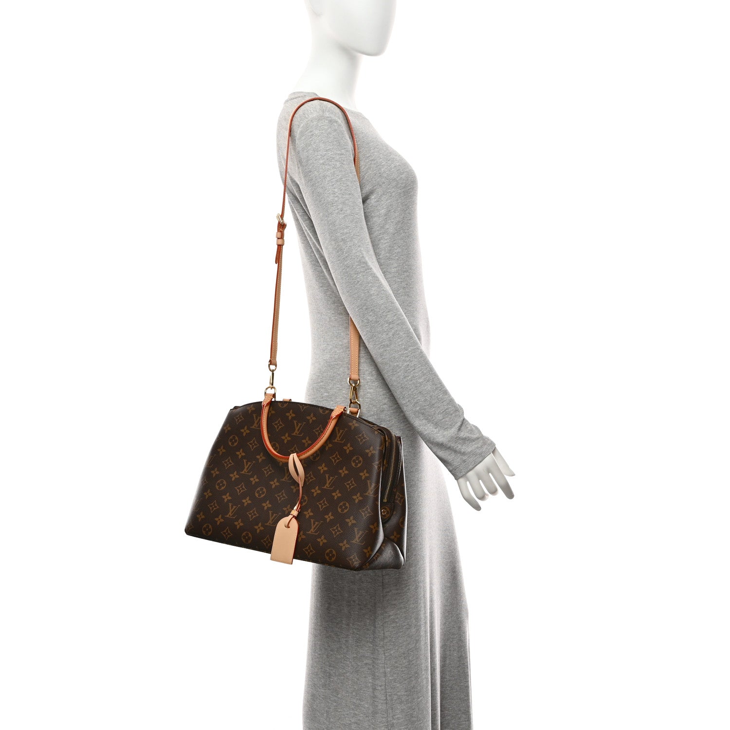 Louis Vuitton Monogram Grand Palais 2 of 9