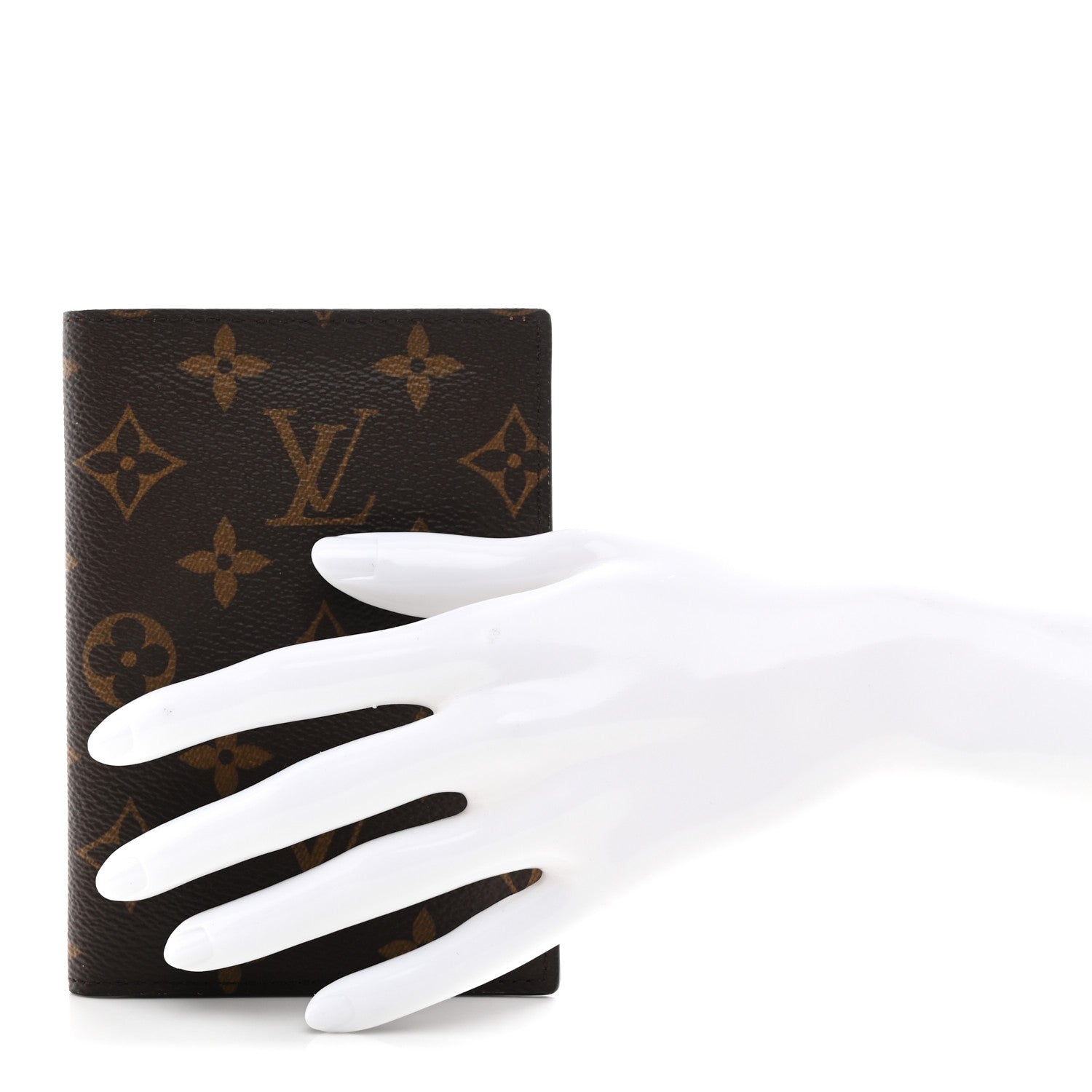 Louis Vuitton Monogram Passport Cover 2 of 7
