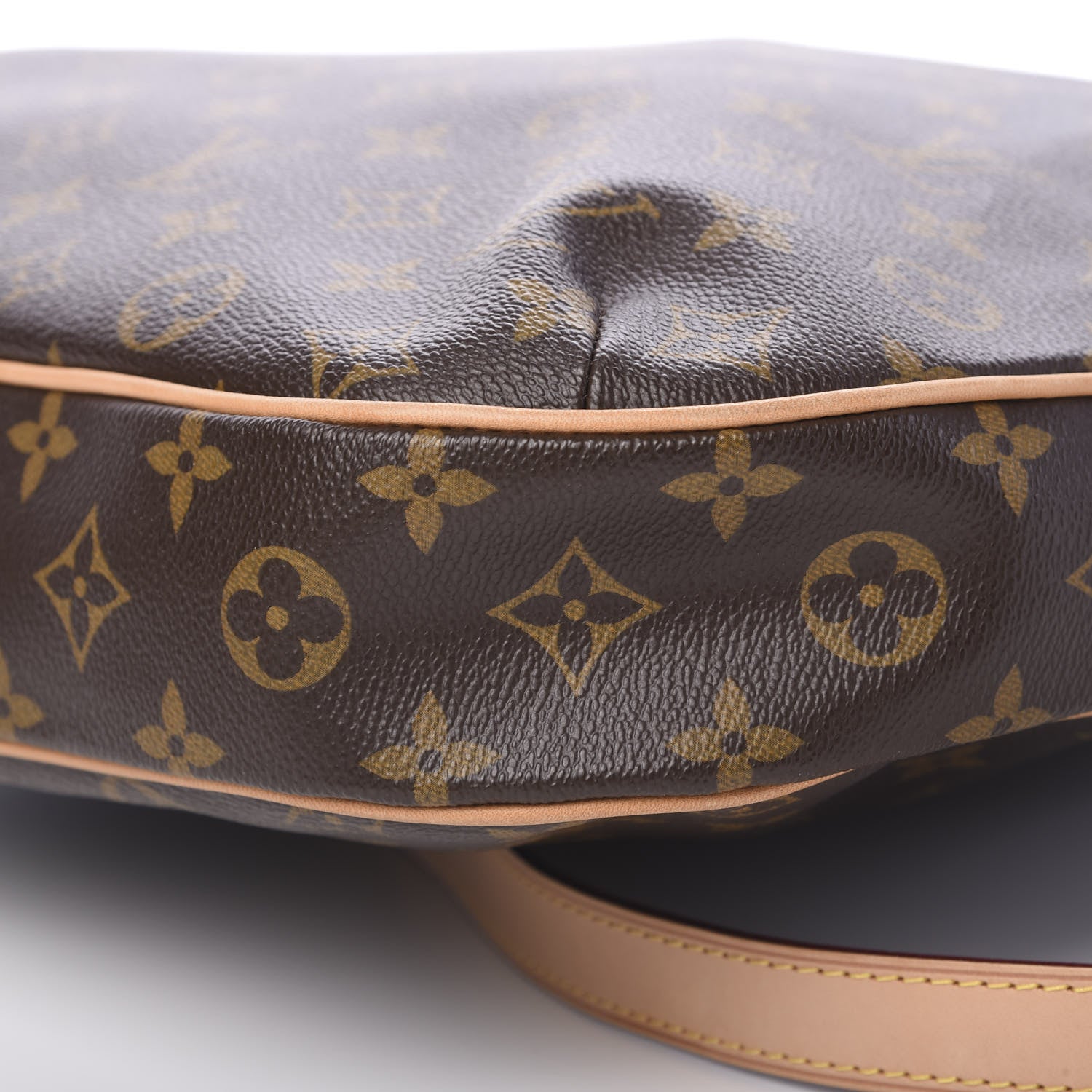 Louis Vuitton Monogram Odeon GM 8 of 9