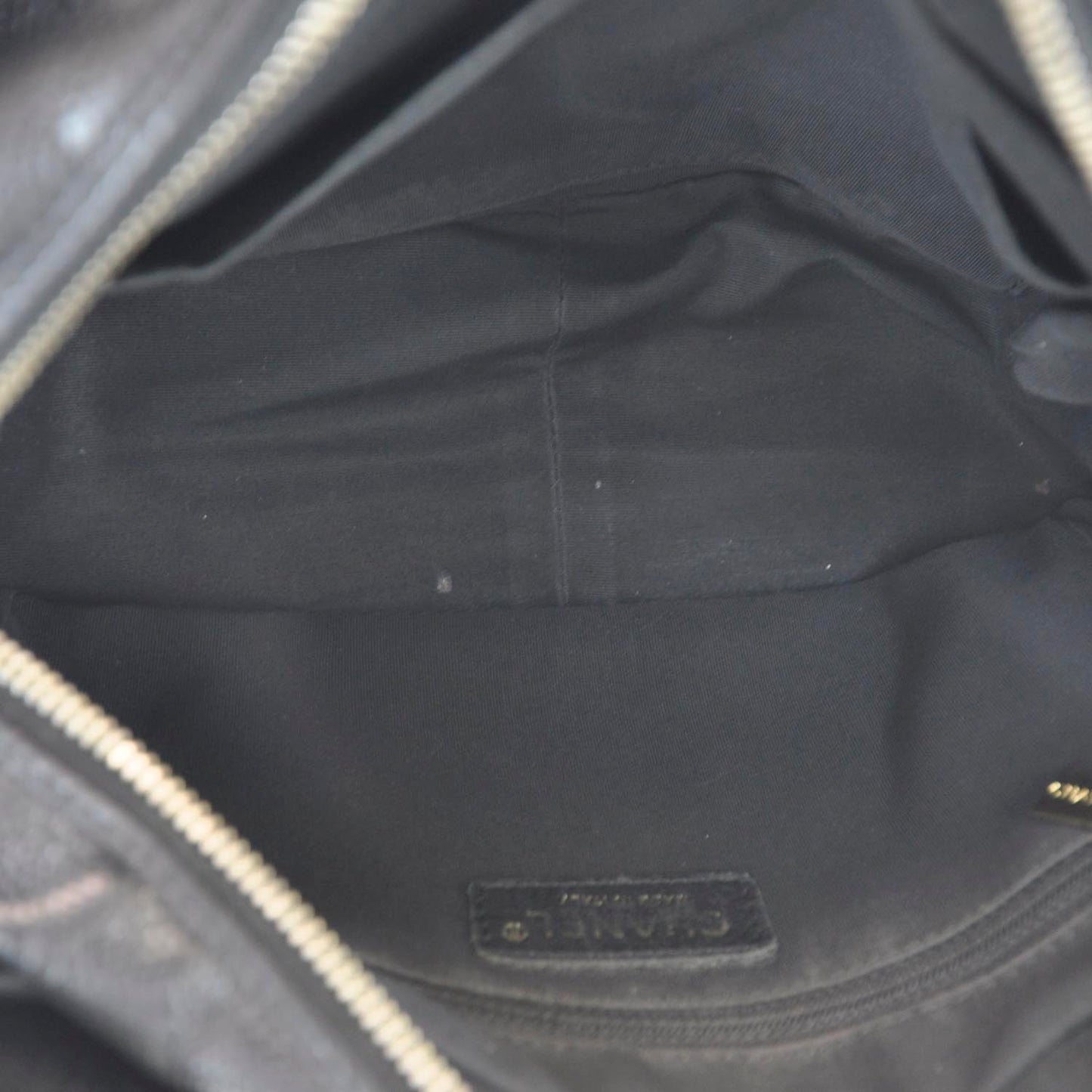 Caviar Quilted Petit Timeless Tote PTT Black