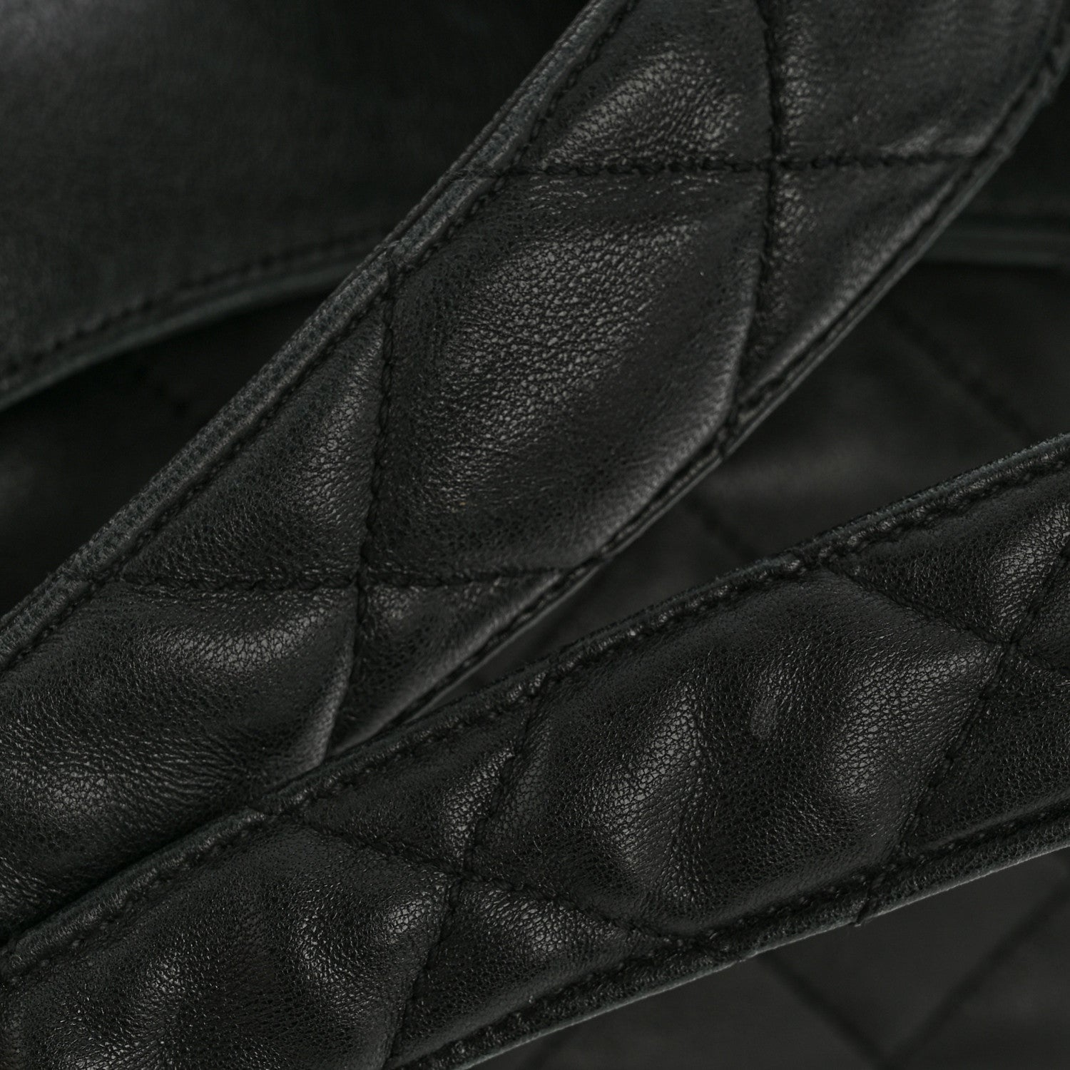 Saint Laurent Lambskin Quilted Maxi Icare Shopping Tote Black 15 of 18