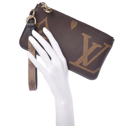 Louis Vuitton Reverse Monogram Giant Trio Pouch 2 of 12
