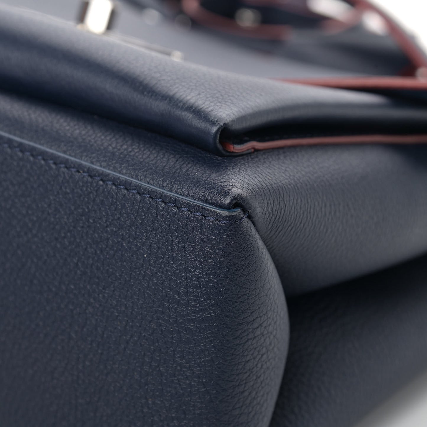 Soft Calfskin My Lockme Top Handle Marine Rouge