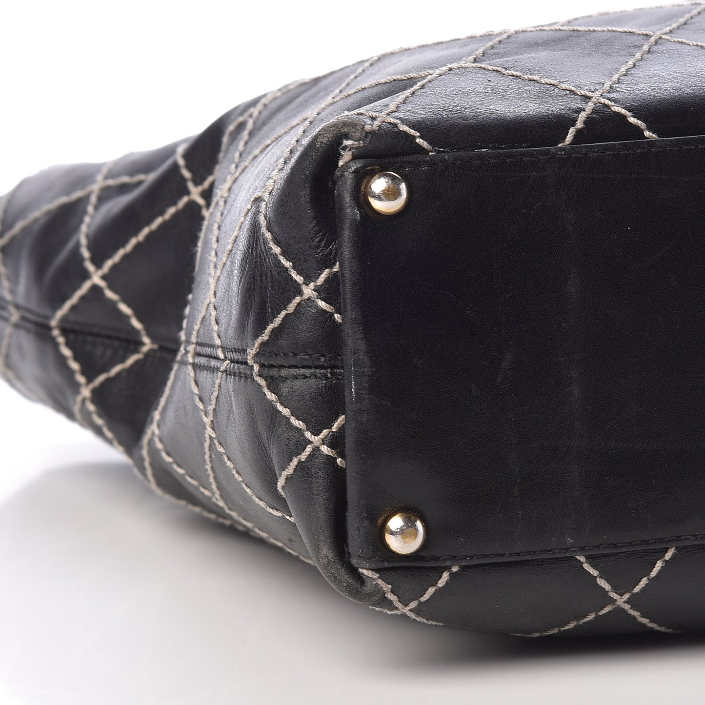 Calfskin Contrast Stitch Surpique Tote Black