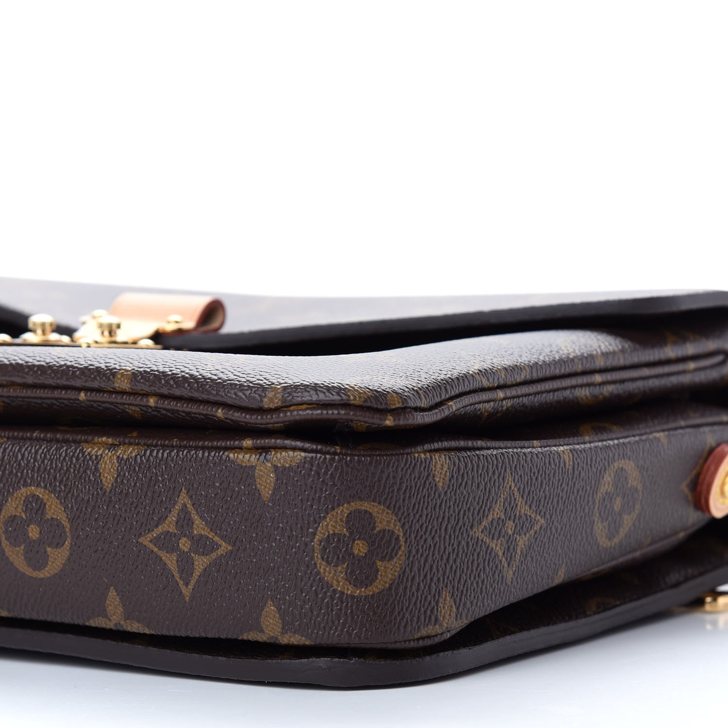 Louis Vuitton Monogram Pochette Metis 8 of 8