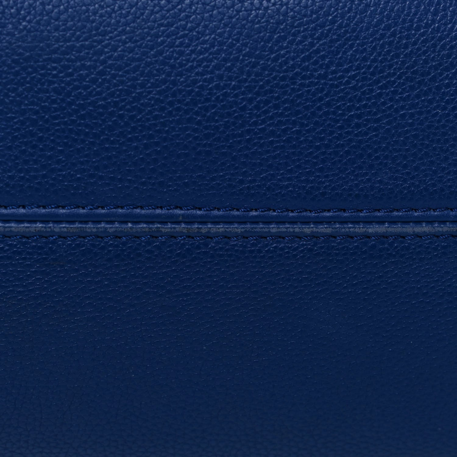 Alexander McQueen Pebbled Calfskin Small Skull Padlock Zip Around Tote Ultramarine 10 of 14