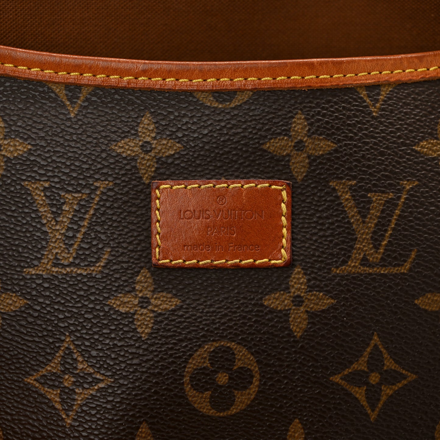 Monogram Saumur 35