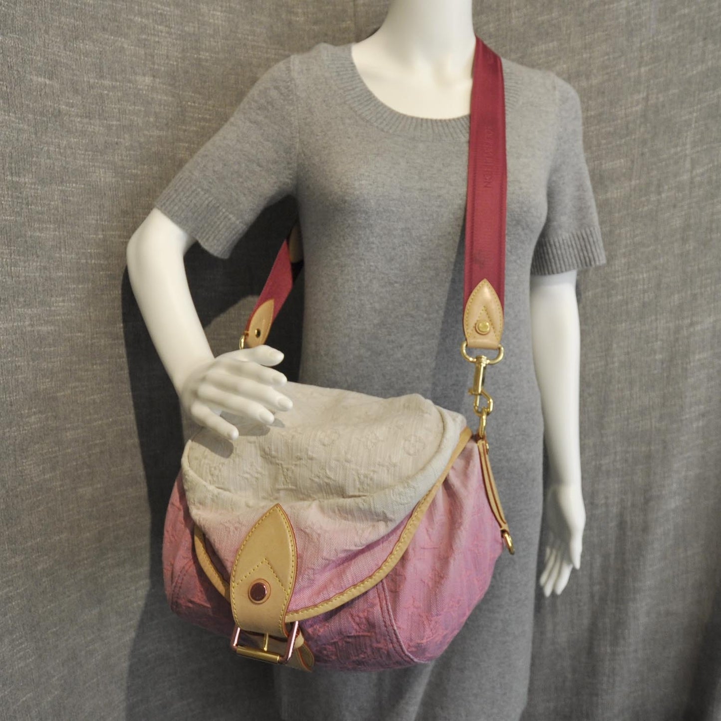 Denim Sunshine Messenger Rose