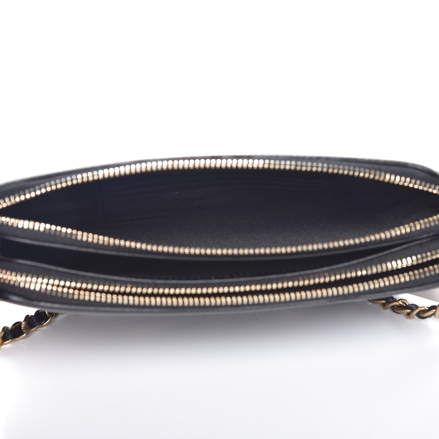 Caviar Quilted CC Filigree Clutch With Chain Black