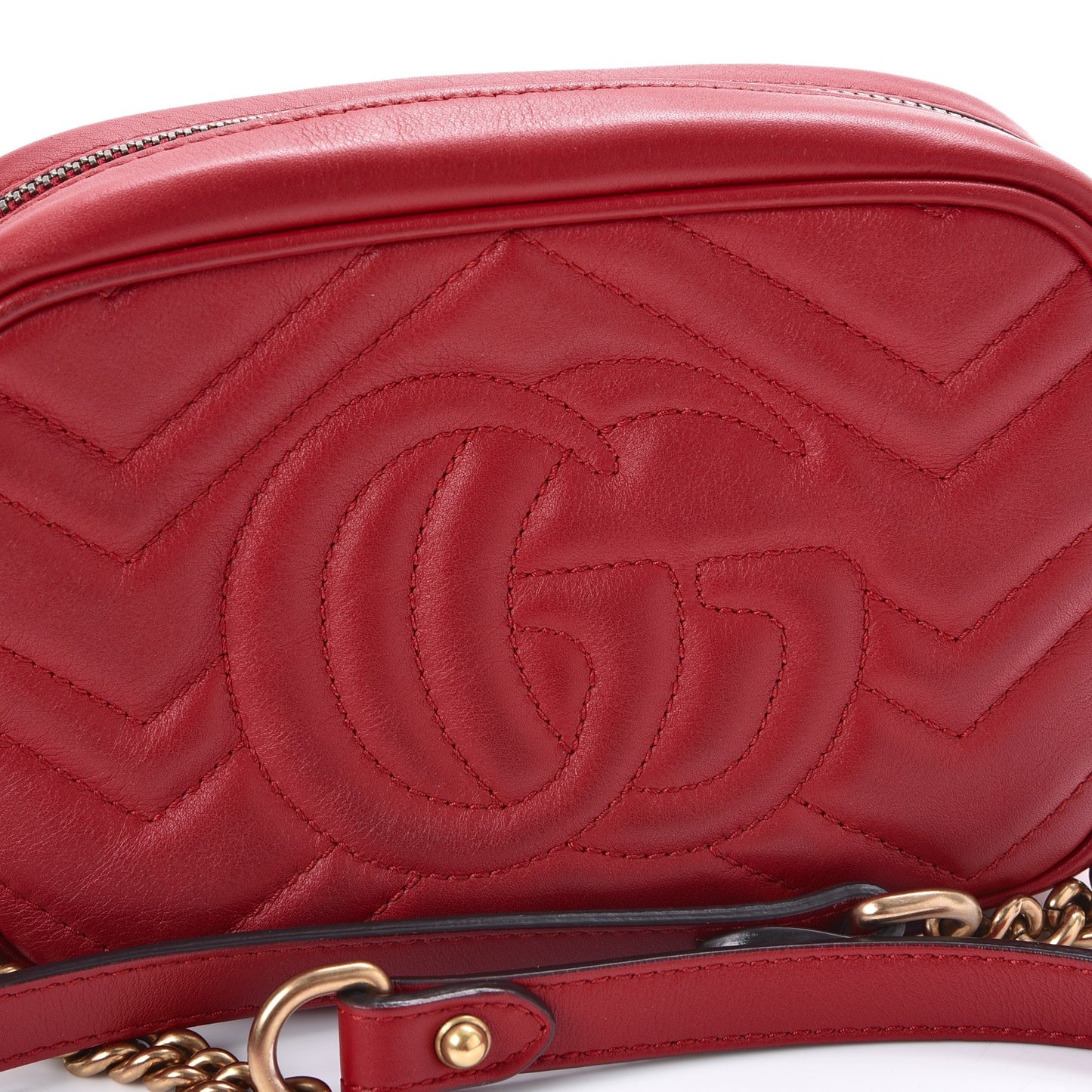 Calfskin Matelasse Mini GG Marmont Chain Shoulder Bag Hibiscus Red