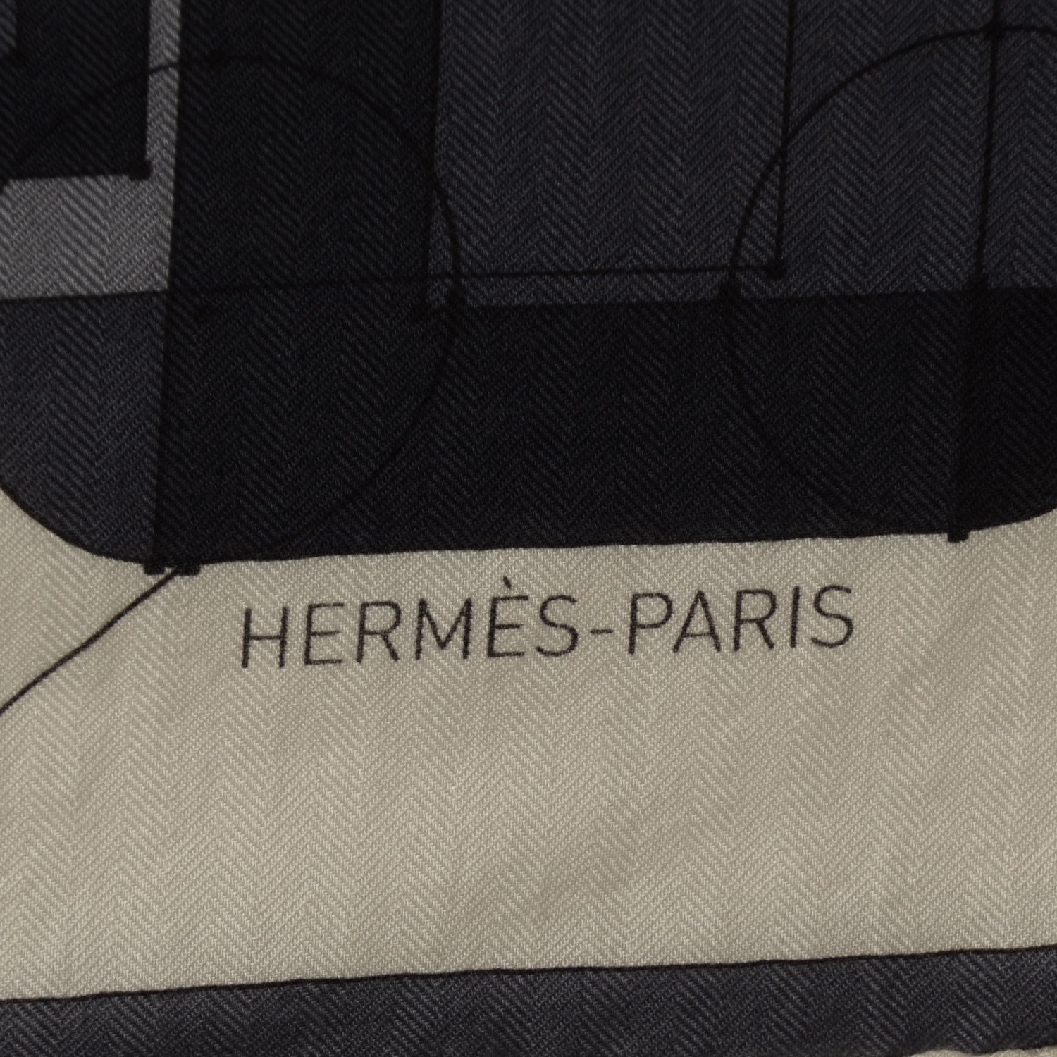 Hermes Cashmere Silk Echec Au Roi Shawl 140 3 of 6