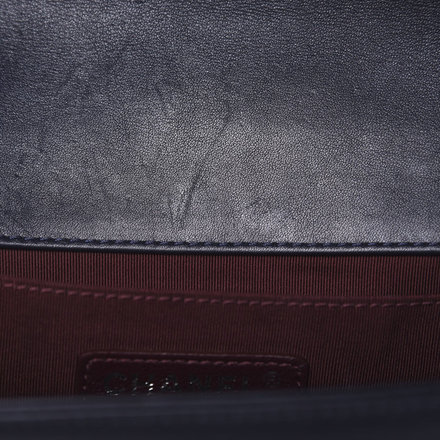 Calfskin Woven Medium Boy Flap Blue Burgundy