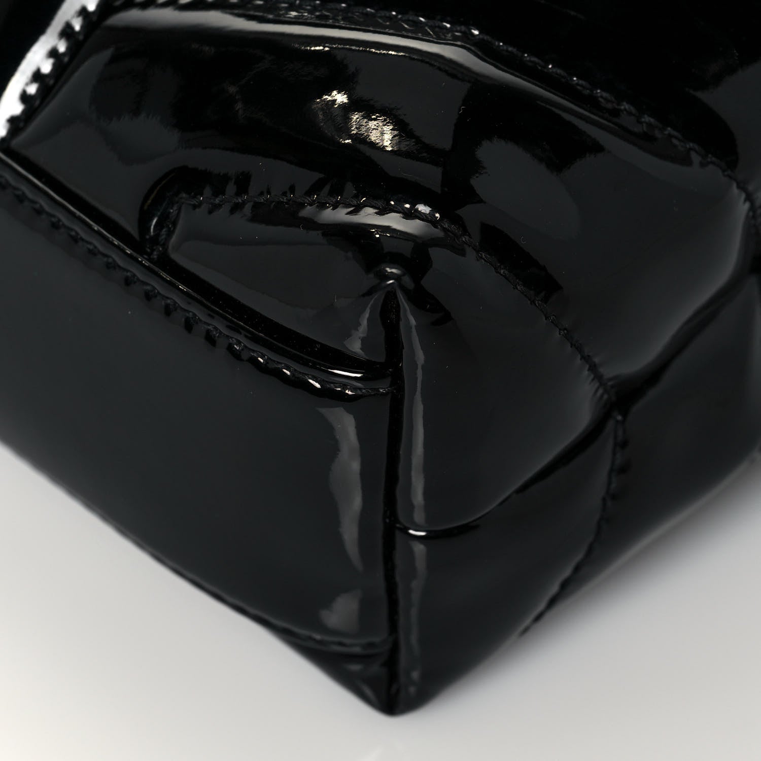 Saint Laurent Patent Y Quilted Monogram Toy Loulou Crossbody Bag Black 10 of 14