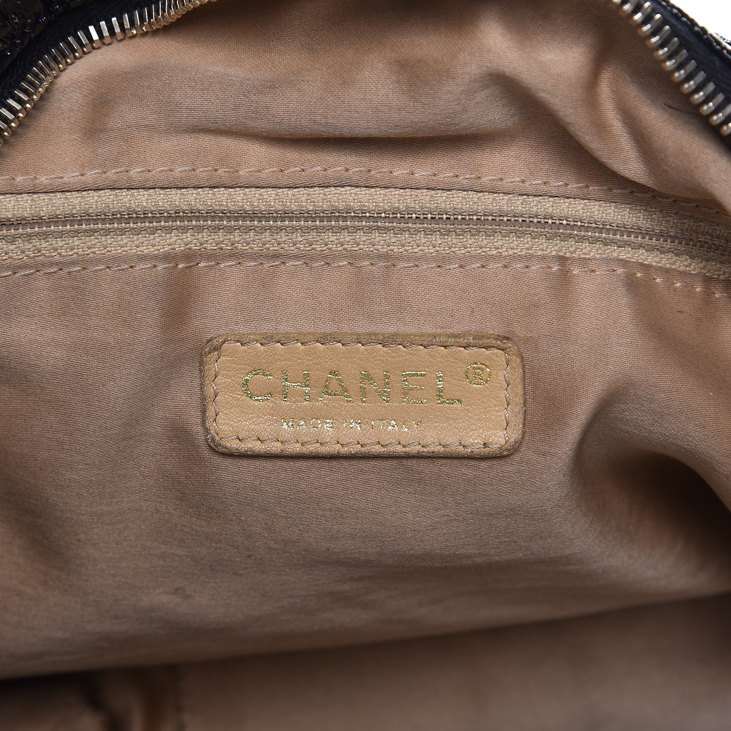 Chanel Vinyl Medium Rock and Chain Bowler Black 6 of 8