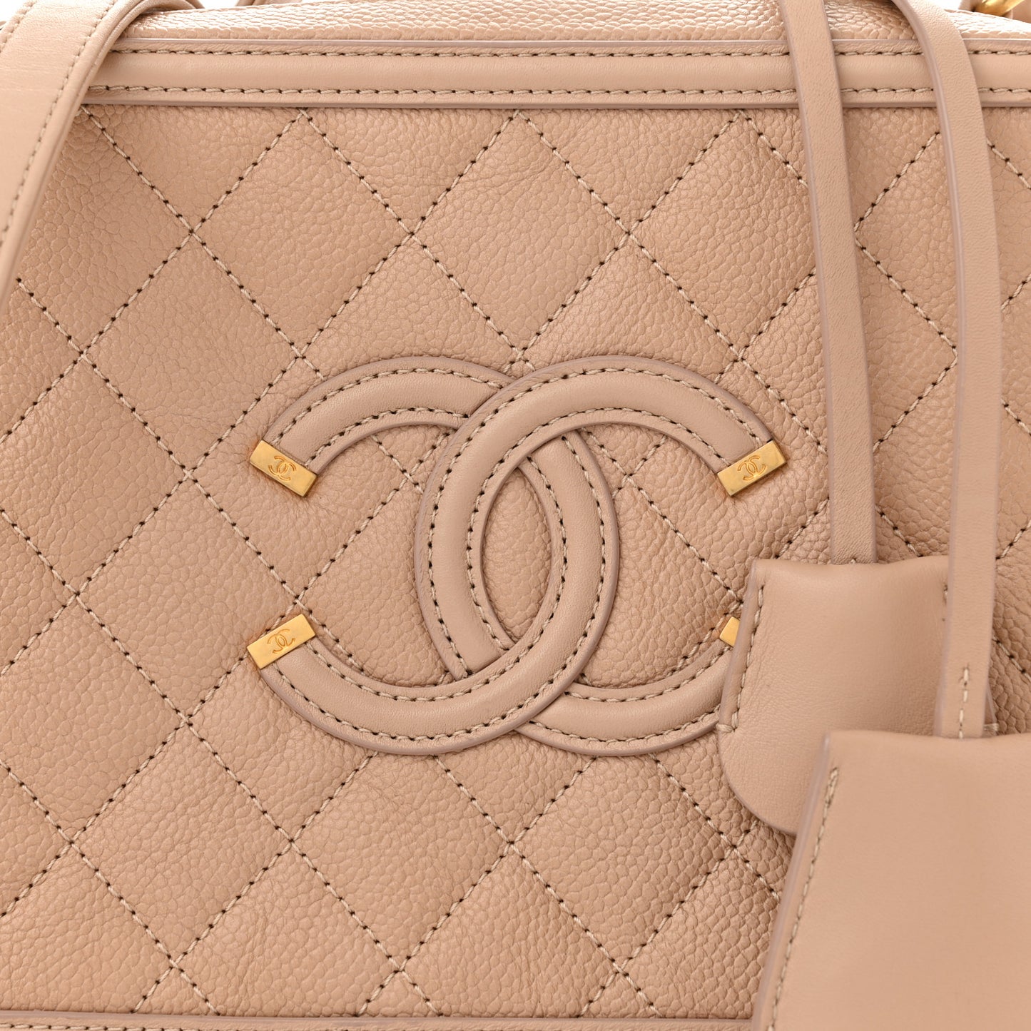 Caviar Quilted Medium CC Filigree Vanity Case Beige
