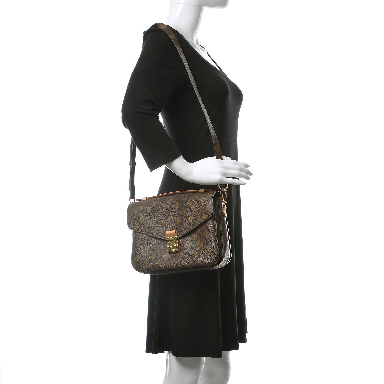 Louis Vuitton Monogram Pochette Metis 2 of 10