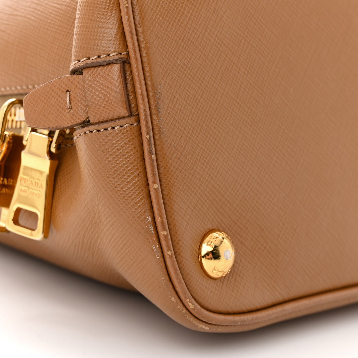 Saffiano Lux Medium Promenade Tote Caramel