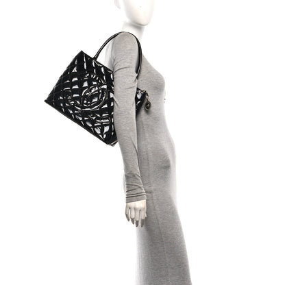 Chanel Patent Medallion Tote Black 3 of 10