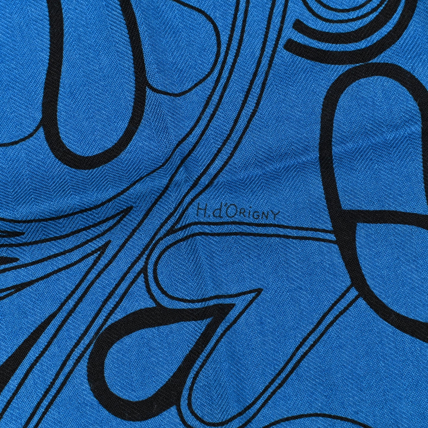 Cashmere Silk Folklore d'Henri d'Origny Giant Pointe Triangle Shawl Bleu Dur White Multicolor