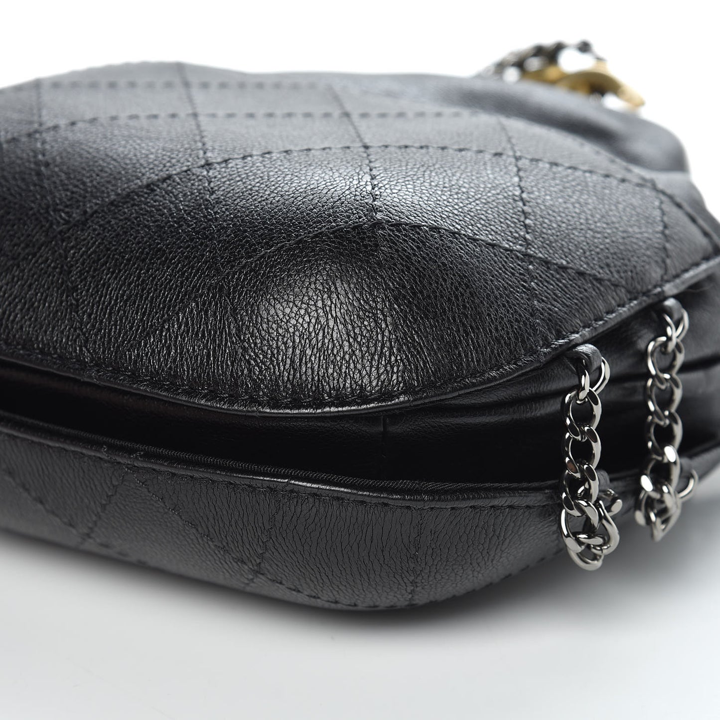 Calfskin Quilted Small Gabrielle Bucket Black