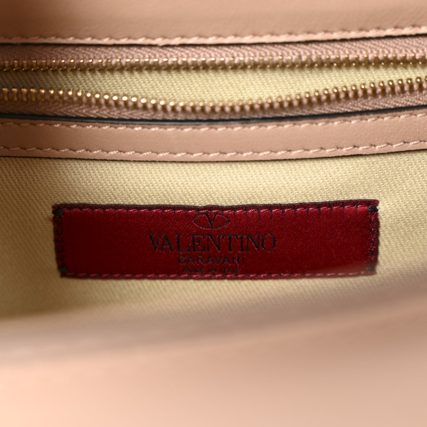 Vitello Medium Glam Lock Rockstud Flap Poudre