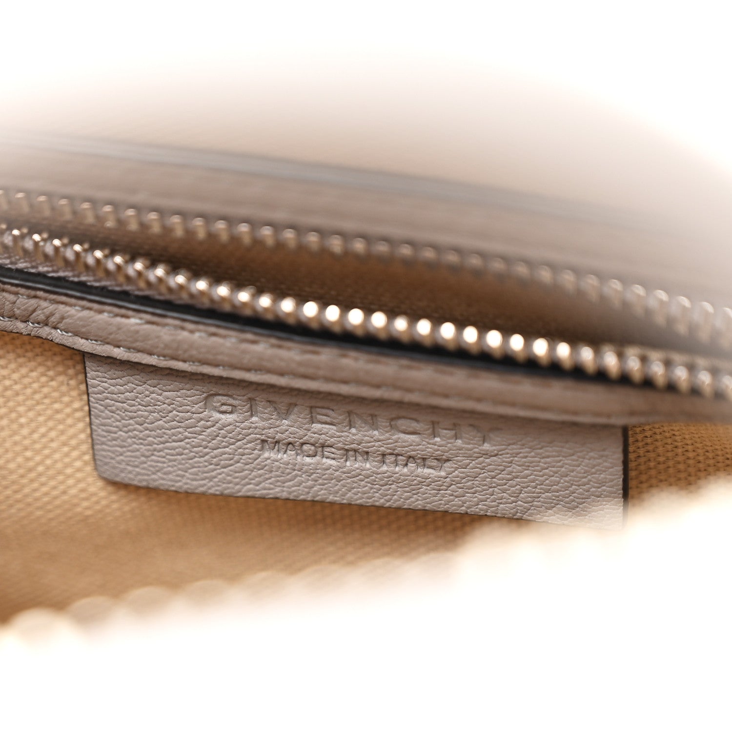 Givenchy Sugar Goatskin Mini Antigona Pearl Grey 5 of 9