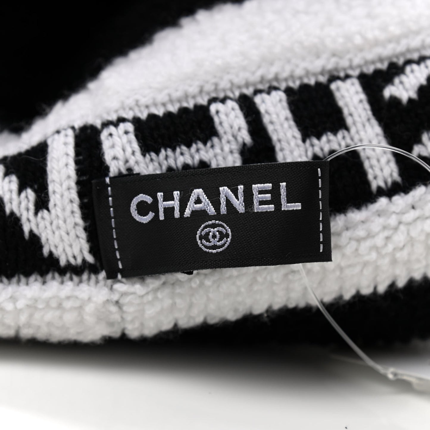 Cashmere CC Beanie Hat Ecru Black