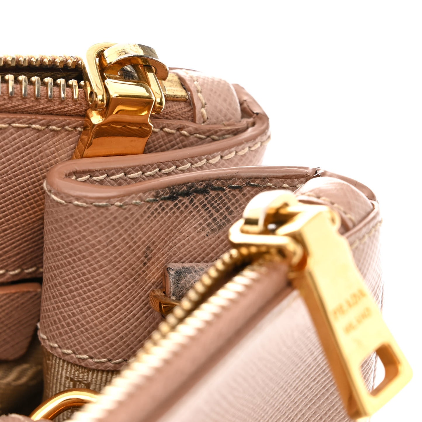Saffiano Medium Galleria Double Zip Tote Cammeo